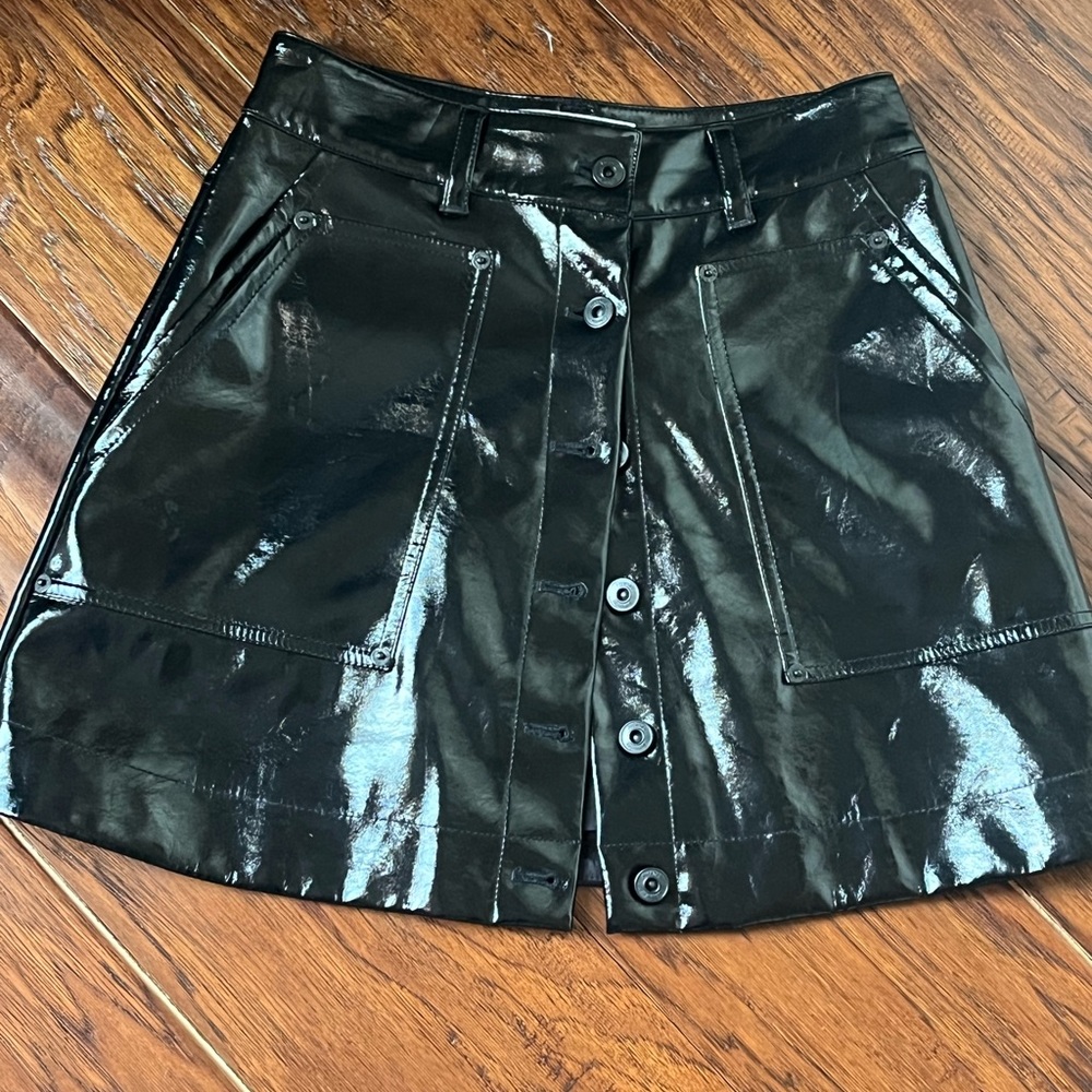 P S W L patent finish mini skirt